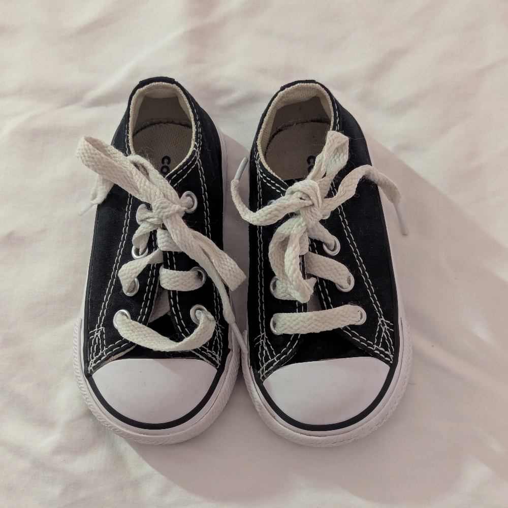 Converse Toddler Size 5